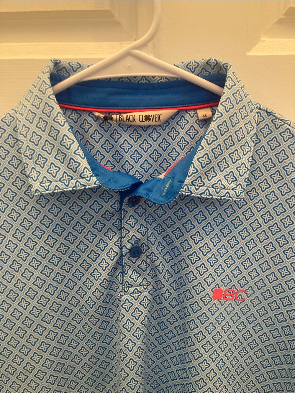 Light Blue Diamond-Print Short Sleeve Polo with Red Logo Accent - Picture 2 of 4